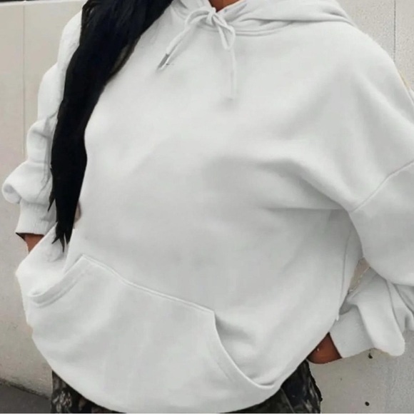 COACH Monogram Pink Cherries White Hoodie Pullover Sweatshirt Womens Size Medium - Picture 2 of 6